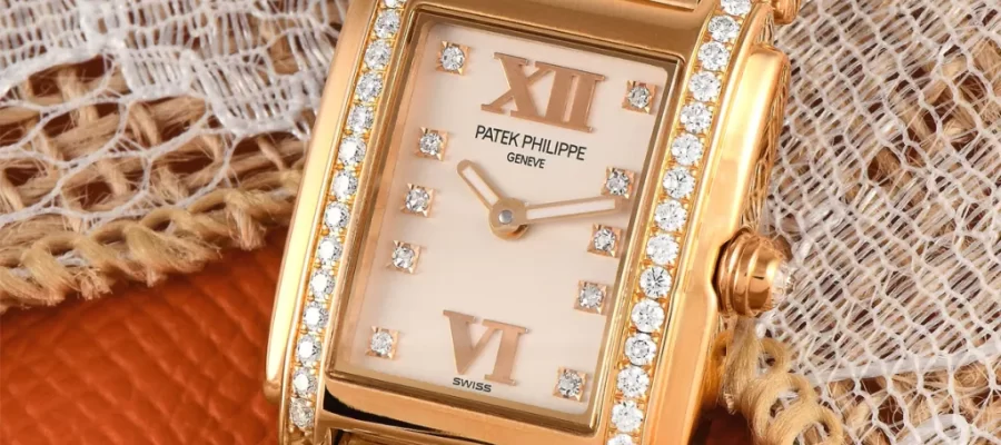 Prestigious Watches & Time Pieces